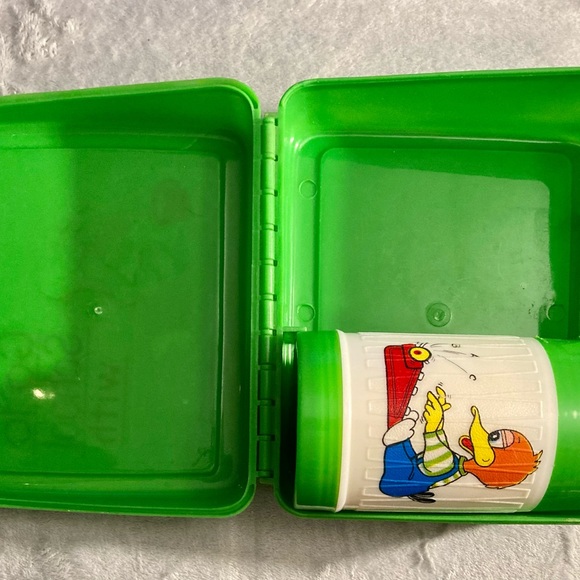 Vintage Duck "Go To School with..." Lunch Box Thermal Container VERY RARE - Picture 6 of 11